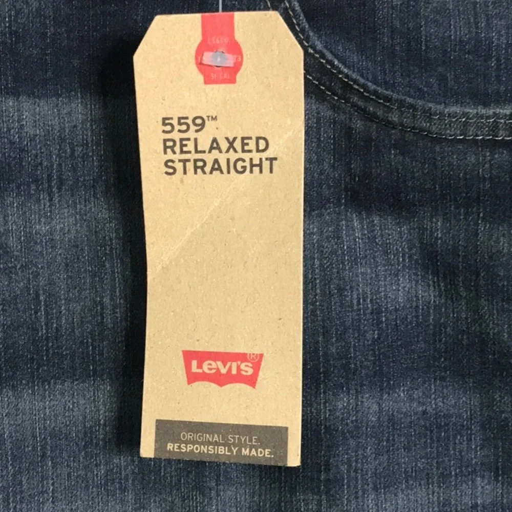 NWT Levi’s jeans 559 relaxed big W 56 x L 28